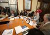 El viceministro de Gobernación, José Portillo, escucha a los exfuncionarios de esa cartera por el incremento de la incidencia criminal en 2025. Foto: Congreso de la República