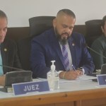 De izquierda a derecha, los integrantes de la Sala Tercera de Apelaciones del Ramo Penal, allegado al diputado Felipe Alejos: el vocal II Mario Federico Hernández; el presidente, Alejandro Prado; y la vocal I, Ingrid García. Foto La Hora: Sergio Osegueda