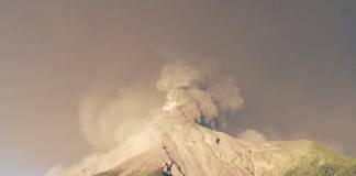 Insivumeh alertó sobre el posible incremento de lahar en la barranca Ceniza, por las lluvias en el Volcán de Fuego. Foto de referencia del volcán de Fuego: Archivo la Hora