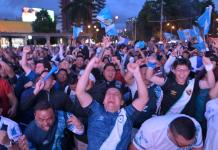 El grito de gol en el Obelisco: la emoción desbordada de la afición chapina Foto La Hora: Fabricio Alonzo