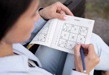 Desconecta, respira y disfruta: Pasatiempos que reducen el estrés y mejoran tu salud mental Descubre cómo pasatiempos sencillos pueden ayudarte a reducir el estrés, mejorar tu memoria y cuidar tu salud emocional.