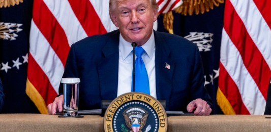 Tras advertencia previa Trump impone más aranceles a Brasil por el caso de Bolsonaro. Foto La Hora: EFE