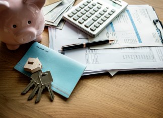 Aprende a tomar el control de tu dinero con esta miniguía y mejora tu bienestar financiero.