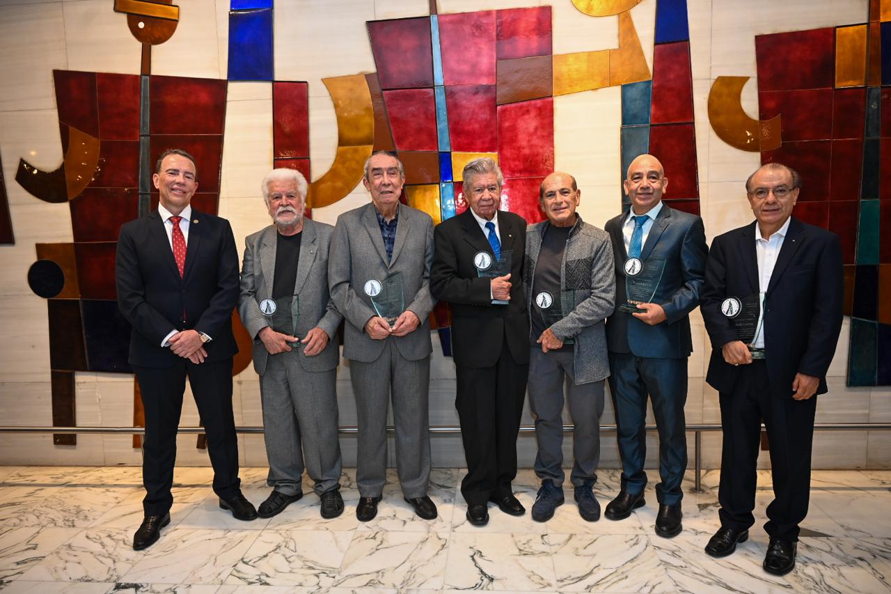 Homenaje al artista contemporaneo