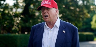 Archivo de Trump en los jardines de la Casa Blanca. Foto La Hora: EFE