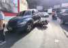 Motocicleta choca contra vehículo tras intentar rebasar tráfico en Villa Hermosa, San Miguel Petapa.