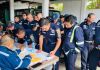 Entrega Bono de Riesgo a 970 bomberos de ASONBOMD. Foto La Hora: ASONBOMD
