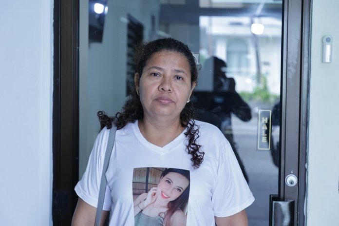 La mamá de Melissa Palacios, Anabella Chacón, busca justicia desde 2021 y ha mantenido una lucha incansable en el proceso irregular. Foto: La Hora / Instituto de la Víctima.