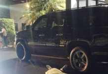 La víctima fue atacada al salir de un restaurante en Ciudad San Cristobal, Mixco. Foto La Hora: Bomberos Voluntarios