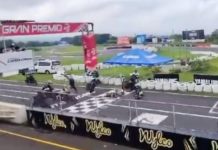 Piloto de motocicleta protagoniza múltiple accidente durante competición en autódromo Los Volcanes.