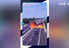 Avioneta se desploma sobre autopista en Italia y deja dos fallecidos. Foto La Hora: captura.