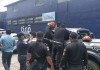 Menor rescatado tras ser dejado en vehículo en Suchitepéquez. Foto La Hora: Bomberos Departamentales.