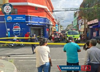 Ataque armado en zona 7 deja personas fallecidas . Foto La Hora: Bomberos Municipales.