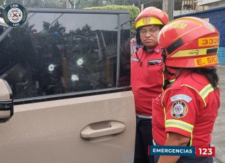 Ataque armado en zona 7 deja una persona fallecida . Foto La Hora: Bomberos Municipales.