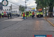 Adulto mayor fallece atropellado en zona 9 de la Ciudad Capital. Foto La Hora: Bomberos Voluntarios.