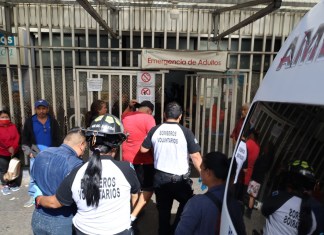 En hora de la mañana de este miércoles se registró un accidente de tránsito en la 17.ª calle y 3.ª avenida de la colonia Santa Faz, zona 6 del municipio de Chinautla. Foto La Hora: Bomberos Voluntarios