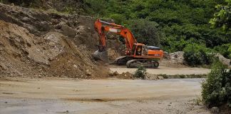 Caminos continúa trabajos en derrumbe del Km 61 en ruta al Atlántico Derrumbe el kilómetro 61 trabajados por la Dirección General de Caminos. Foto Caminos