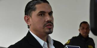 Ex viceministro, Carlos García Rubio, seguirá procesado por homicidio. Foto La Hora: Daniel Ramírez