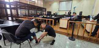 El Tribunal de Mayor Riesgo B concedió uso de control telemático a expolicía implicado en el caso Itzapa. Foto La Hora: Sergio Osegueda