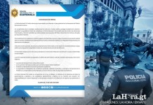 PNC afirma que desalojo al STEG obedece a protección del Palacio Nacional y recuperación de espacio Comunicado de la PNC por desalojo del STEG que se encontraba al rededor del Palacio Nacional. Arte La Hora: Alejandro Ramírez