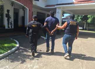 Capturan a presunto coyote con 19 migrantes en Mazatenango. Foto La Hora: PNC.