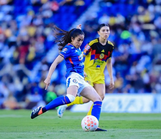 Ana Lucía Martínez en gran momento de forma tras sus actuaciones con el Cruz Azul femenil. Foto La Hora: Oficial Cruz Azul Femenil.