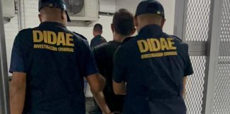 Alias "Cyborg", es capturado tras movilizarse con un arma sin licencia, pronta a ser puesta a la venta