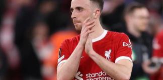 Diogo Jota del Liverpool reacciona tras el partido de ida de los cuartos de final de la UEFA Europa League entre el Liverpool FC y el BC Atalanta, en Liverpool, Reino Unido, el 11 de abril de 2024 (reeditado el 3 de julio de 2025). Jota falleció en un accidente de coche en España junto con su hermano Andre Silva el 3 de julio de 2025. Foto La Hora: EFE.
