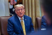Nueva orden ejecutiva de Trump busca la remoción de personas sin hogar de las calles Donald Trump anuncia un arancel del 50 % al cobre y contempla uno del 200 % a las farmacéuticas. Foto La Hora: EFE.