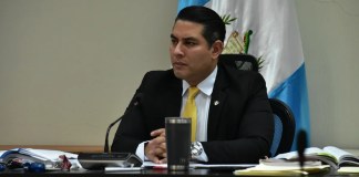 El juez suplente de Mayor Riesgo B, Eduardo Luis Orozco Pineda. Foto: La Hora / Archivo.