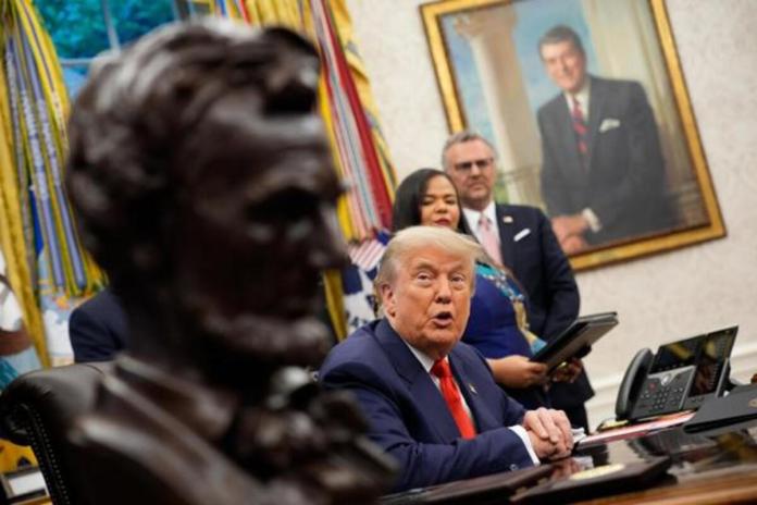 EE.UU. : Donald Trump impone a Japón y Corea del Sur aranceles del 25 % a partir de agosto. Foto La Hora: EFE.