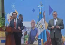 Gobierno oficializa entrega de iniciativa contra lavado de dinero, Congreso agenda propuesta