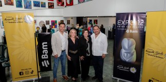 De izquierda a derecha: Carlos Prado, gerente de marca Bam; María Olga Díaz de Rojas, presidenta de la Fundación Margarita Tejada; Teresa de Basterrechea, directora ejecutiva de la Fundación Margarita Tejada; Jose Maria Maza, curador y museógrafo de la exposición. Foto: Cortesía de Bam