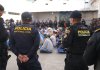 Agentes realizan una requisa en 17 módulos del centro de detención "Pavoncito", por reporte de ilícitos.