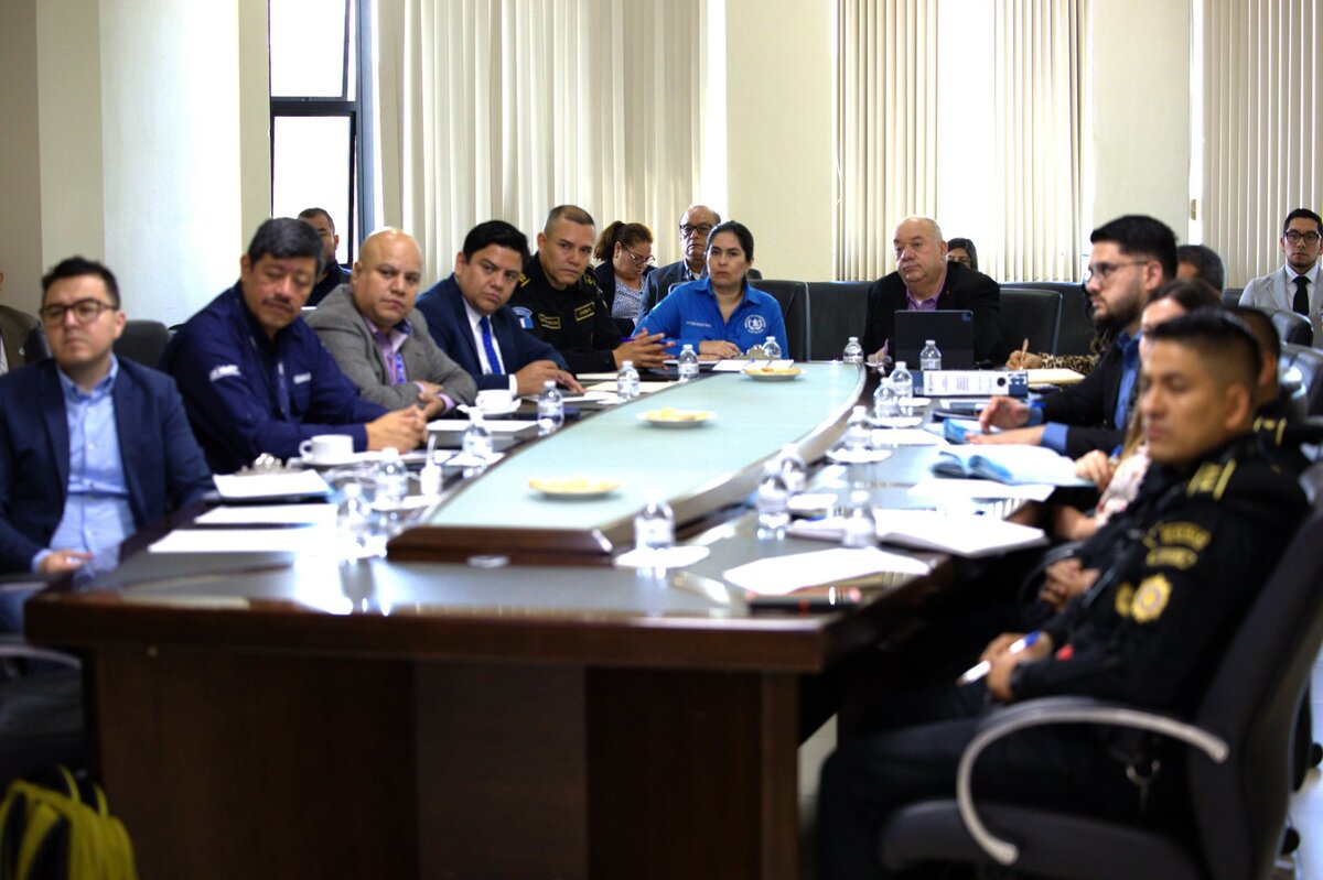 DGAC comparte avances para cumplimiento de convenio entre Mingob y SAT por trasiego de ilícitos