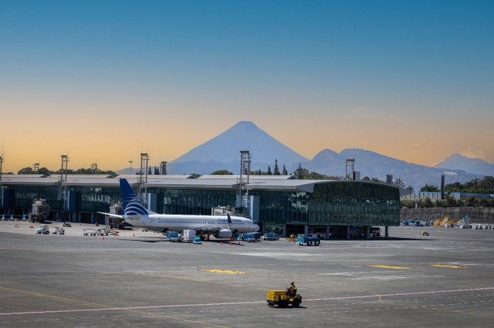 Guatemala se posiciona como ejemplo en regulación aérea regional, según la IATA