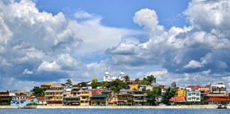 Guatemala inicia el proceso para que la Isla de Flores sea reconocida como Patrimonio Mundial de la Humanidad por la UNESCO.