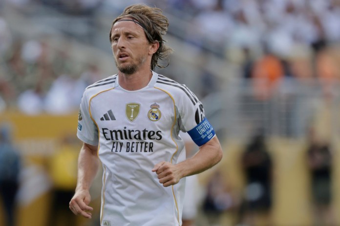 Luka Modric es nuevo jugador del AC Milán . Foto La Hora: AP.