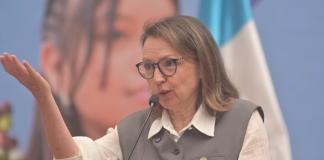 Ministra de Ambiente y Recursos Naturales (MARN), Patricia Orantes, sobre nuevas denuncias en irregularidades de los 10 proyectos mineros en Izabal.
