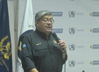 Ministro de Gobernación, Francisco Jiménez.