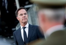 Trump recibirá al secretario general de la OTAN y mantiene expectativa de sanciones a Rusia