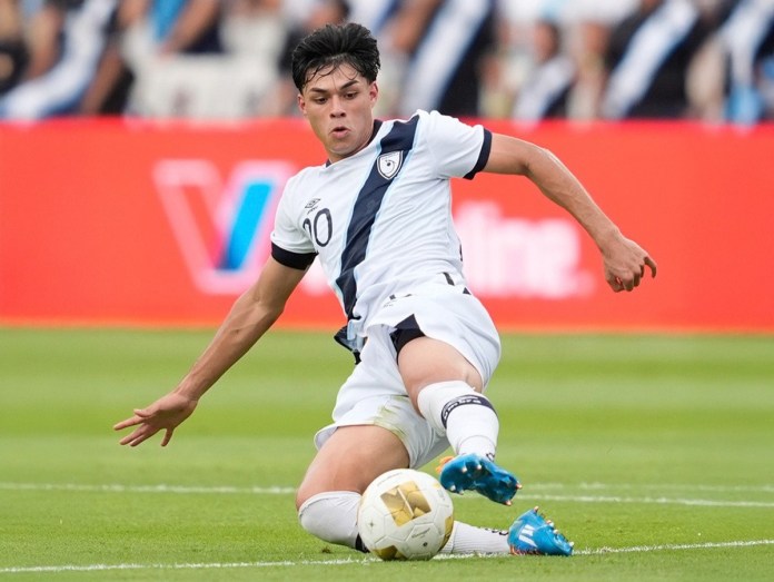 Olger Escobar mejor jugador juvenil de la Copa Oro. Foto La Hora: AP.