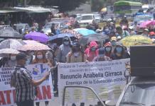 «No cederemos ante chantajes», afirma Arévalo tras bloqueos del STEG y Salubristas Manifestaciones de las organizaciones sindicales de Educación y Salud.