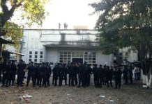 Tras muerte de reos en amotinamiento en Izabal, SP expresa que alertaron del peligro de su traslado SP confirma muerte de dos reos tras amotinamiento en cárcel de Izabal, indicando que ya había alertado del peligro en su traslado.