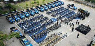 PNC recibe vehículos y motocicletas como parte del plan de recuperación de movilidad. Foto La Hora: PNC