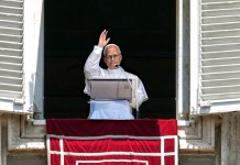 El Papa León XIV pidió un “alto el fuego inmediato” tras ataque a iglesia en Gaza El Papa León XIV pidió un “alto el fuego inmediato” tras ataque a iglesia en Gaza. Foto La Hora: AP.