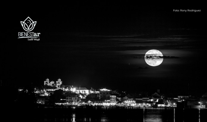 Luna llena, lluvia de estrellas y la máxima elongación de Mercurio llegan a iluminar el cielo guatemalteco. Foto: Rony Rodriguez