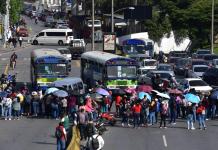 Por Bloqueos Cámaras empresariales le recuerdan a Joviel Acevedo que la resolución de la CC sigue vigente
