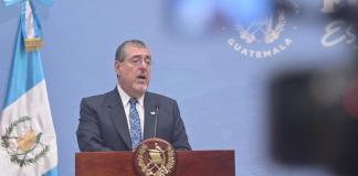 Presidente Bernardo Arévalo desconoce los motivos de la manifestación y bloqueos a cargo del Sindicato de Salud.