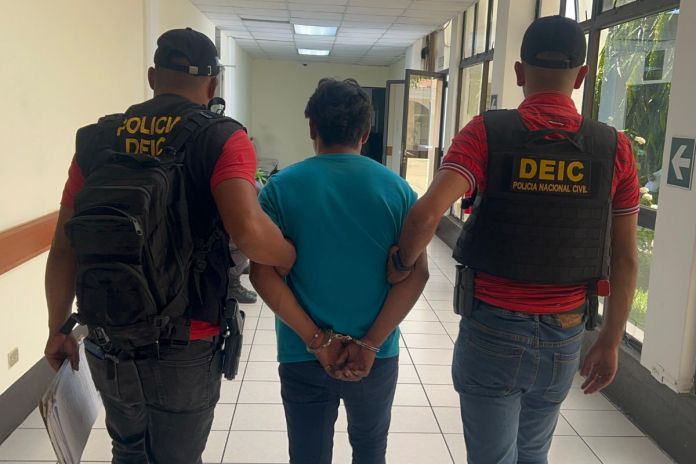 Presunto responsable de ataque armado detenido en Chiquimula. Foto La Hora: PNC
